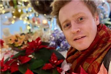 Halterns Star-Florist Björn Kroner gibt fünf Tipps zum richtigen Umgang mit dem Weihnachtsstern.