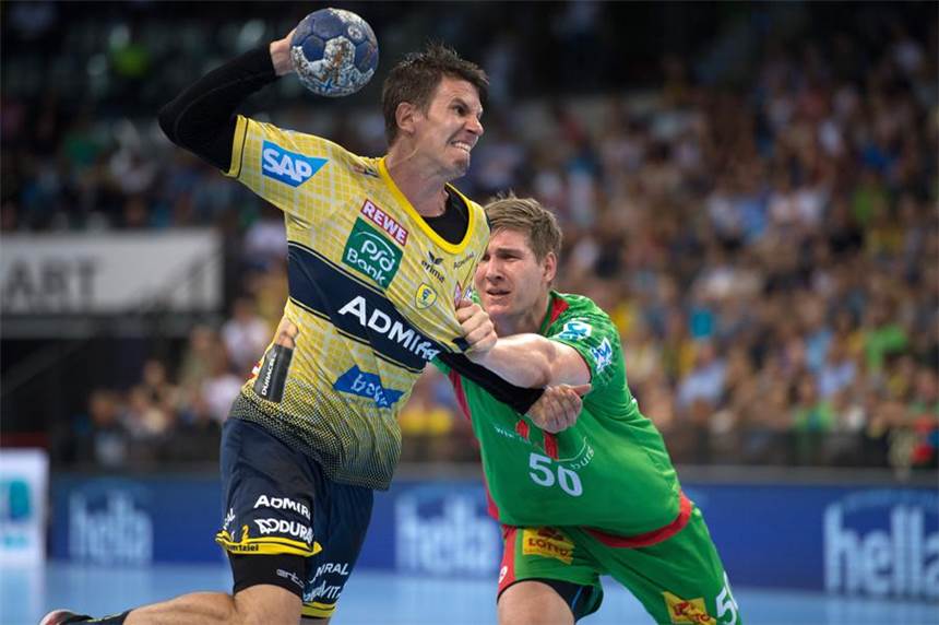 Rhein-Neckar Löwen gewinnt erstmals Super Cup Handball: DHB-Supercup, Rhein-Neckar Löwen - SC Magdeburg 27:24 (17:12)