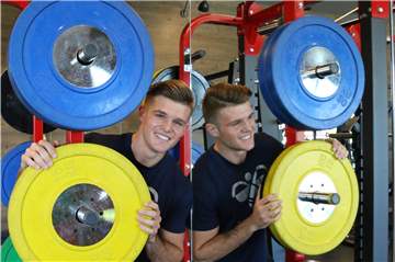 Handballer Florian Schöße vom ASV Hamm Westfalen arbeitet regelmäßig in den Bergkamener Fitness-Studios an seiner Form.