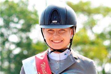 Hannah Kosanetzki vom RV St. Georg Werne ist Westfalenmeisterin der Pony-Springreiter. Mit Rio Coco ließ sie der Konkurrenz keine Chance.