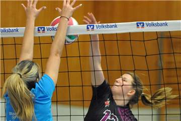 Hannah Leveling (r.) unterlag mit dem VfL.