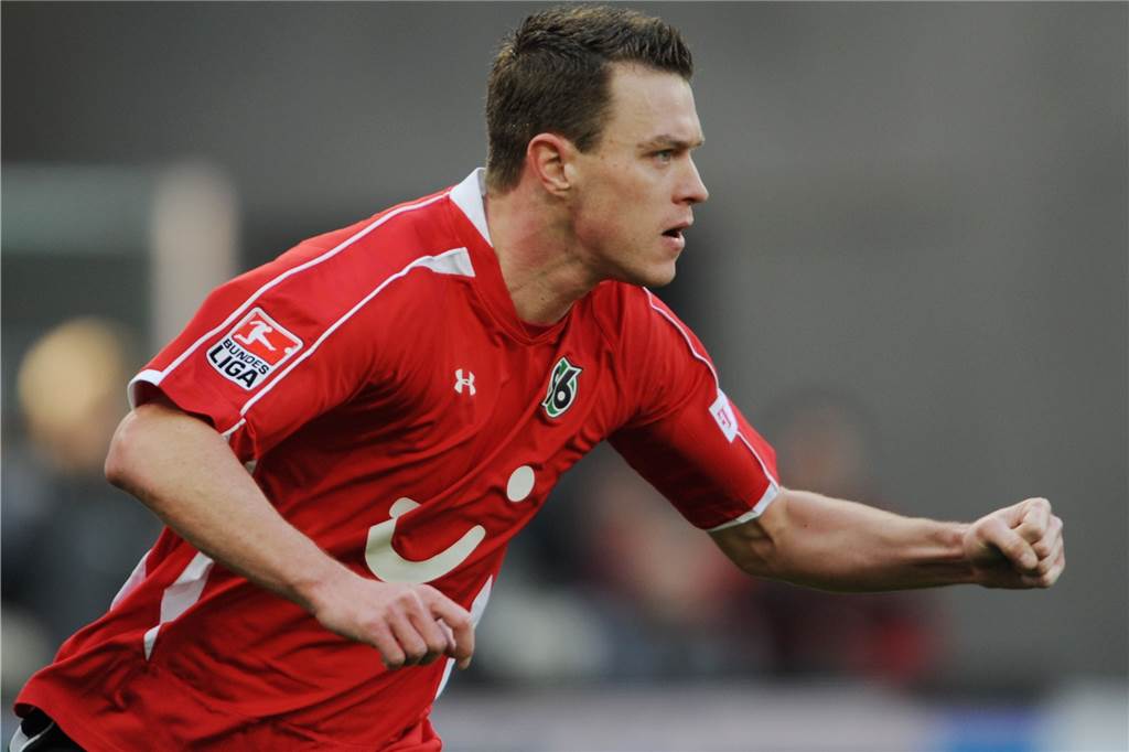 Spielerberater über eine als gierig verruchte Branche: „Meine Eltern haben darunter gelitten“ Hanno Balitsch war der erste Spieler, den Berater Stefan Backs unter Vertrag hatte. Mit ihm wickelte Backs den Deal mit Hannover 96 ab.