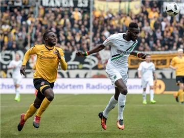 Hannover setzte sich mit 2:1 in Dresden durch. Foto: Thomas Eisenhuth