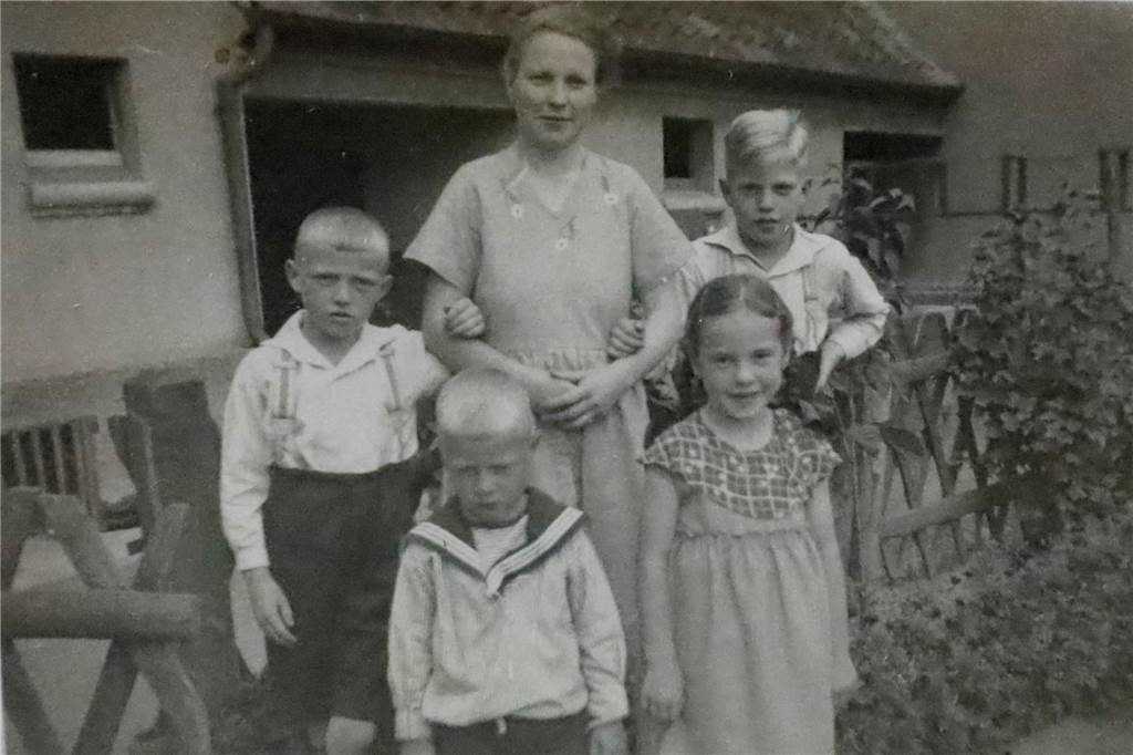 Borker Hans Blum wird 100: Er meistert das Leben mit Gelassenheit Familie Blum auf einem Foto von 1934