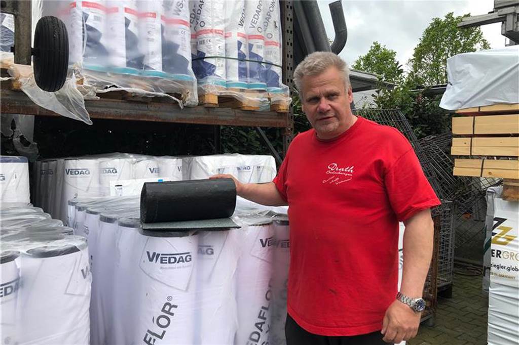 Bäckerei Auffenberg, Dachdecker Drath & Co.: Hilfe, es ist Fachkräftemangel! Hans-Joachim Drath, Dachdeckermeister aus Castrop-Rauxel, hat zu wenig Fachkräfte und kennt als Kreishandwerksmeister auch die Probleme in anderen Baubetrieben.