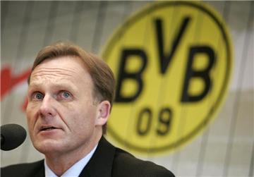 Hans-Joachim Watze bei der Pressekonferenz am 17. Februar 2005.