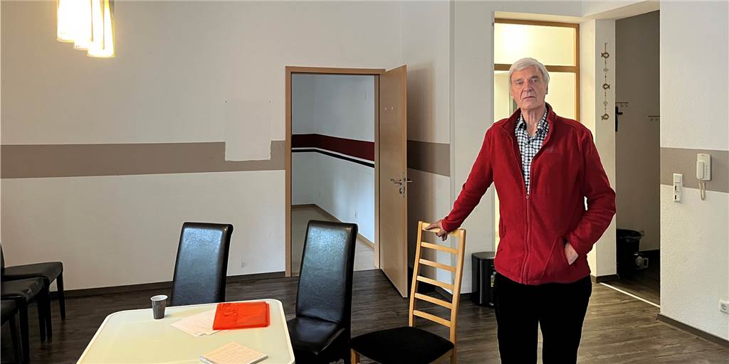 Nach Pflegeskandal in Lünen: „Methoden des Kreises sind fragwürdig“ Hans-Ulrich Strunk steht in den Räumen in Lünen-Gahmen, in denen jahrelang der Pflegedienst MediAir zu finden war.