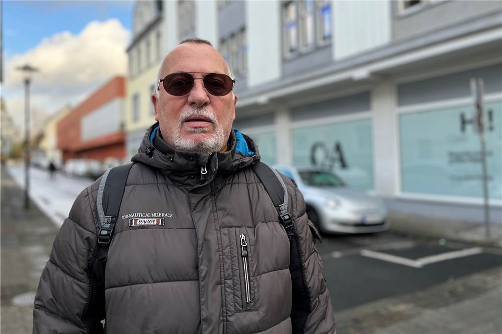 „Dass die WM in Katar stattfindet, finde ich unmöglich“ Hans-Werner Meier schaue nur die deutschen Fußball-Spiele der Weltmeisterschaft 2022.