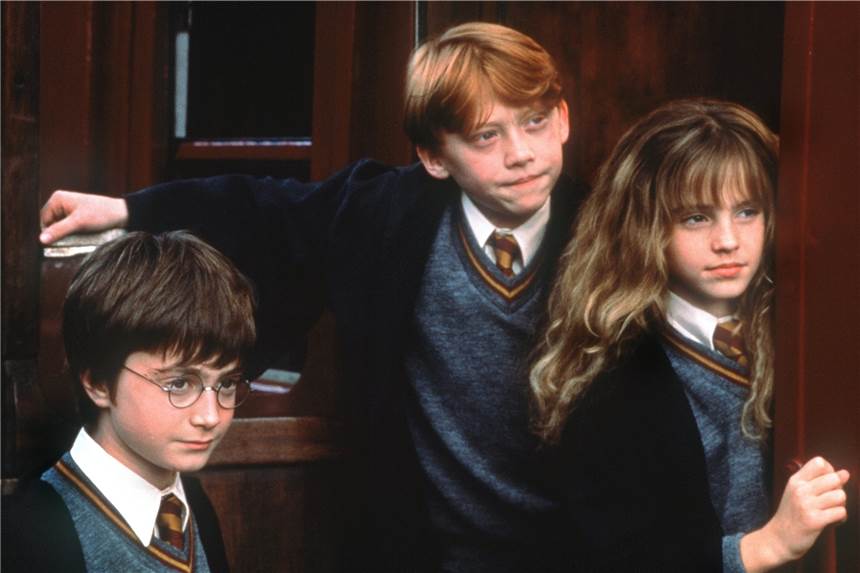 Cineworld in Lünen zeigt zum Geburtstag ersten Potter-Film fünf Mal Harry, Ron und Hermine machen in "Harry Potter und der Stein der Weisen" erstmals Hogwarts unsicher.