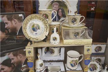 Harry und Meghan in allen Varianten. Foto: David Azia