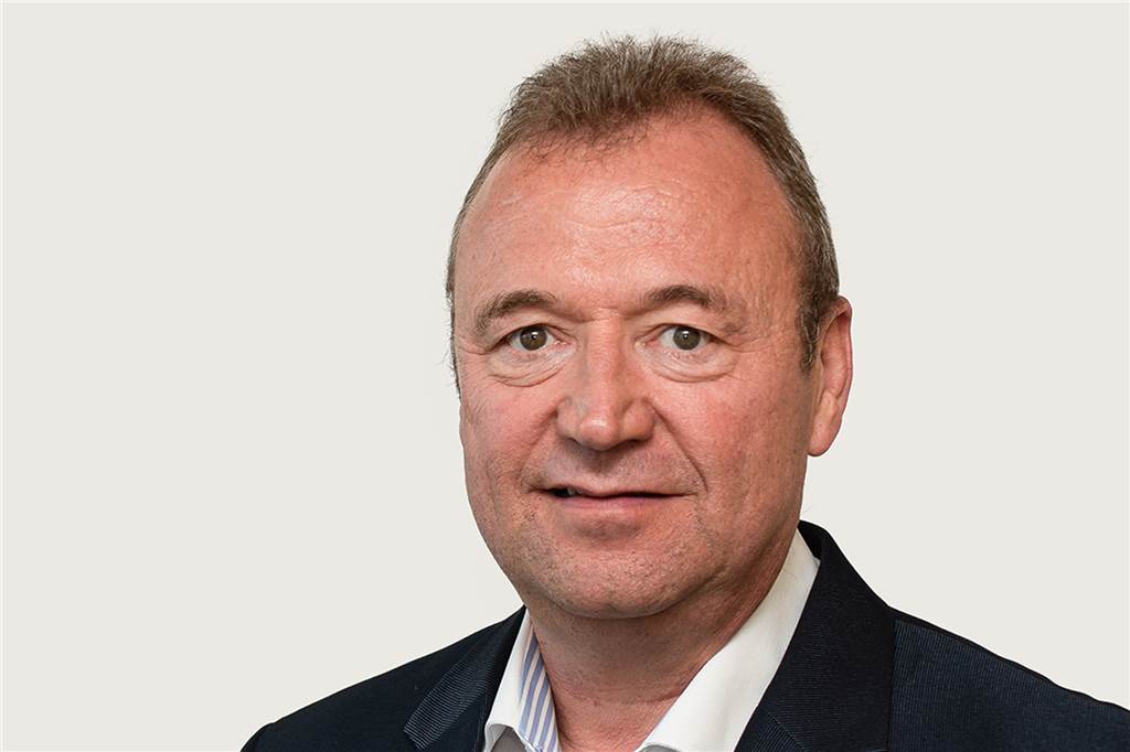 Hartmut Irmer leitet den Vertrieb der Creditreform Dortmund. „Das Insolvenzgeschehen bleibt auch 2021 paradox. Mitten in der größten Krise seit dem Weltkrieg geht die Zahl der Pleiten kontinuierlich zurück“, stellt er fest.