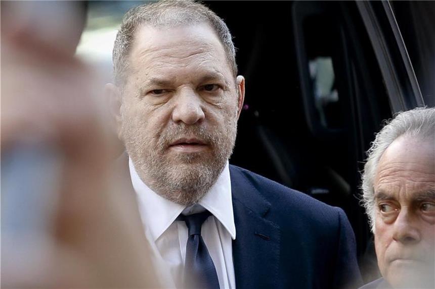 Harvey Weinstein ist wegen mehrerer Sexualdelikte angeklagt. Foto: Bebeto Matthews/AP