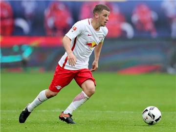 Hat das Training bei RB Leipzig wieder aufgenommen: Neu-Nationalspieler Diego Demme. Foto: Jan Woitas
