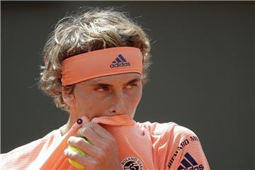 Hat in Halle ein schweres Auftaktlos gezogen: Alexander Zverev. Foto: Alessandra Tarantino/AP