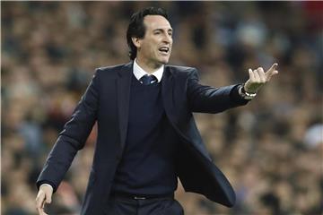 Hat seinen Abschied von Paris Saint-Germain angekündigt: Trainer Unai Emery. Foto: Francisco Seco/AP/dpa