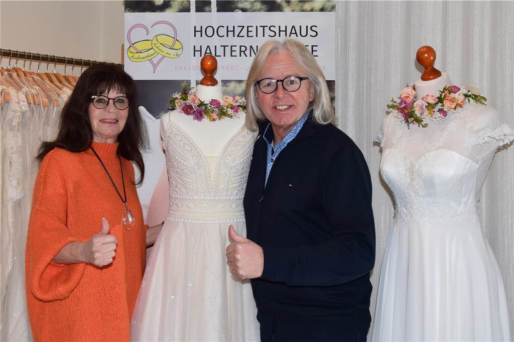 Ein Traum in Weiß: Das perfekte Kleid Heike Stüfchen-Möller und Jochem Möller, die beiden Inhaber des Hochzeitshauses Haltern am See, freuen sich immer, wenn das passende Kleid gefunden und die Braut glücklich ist.