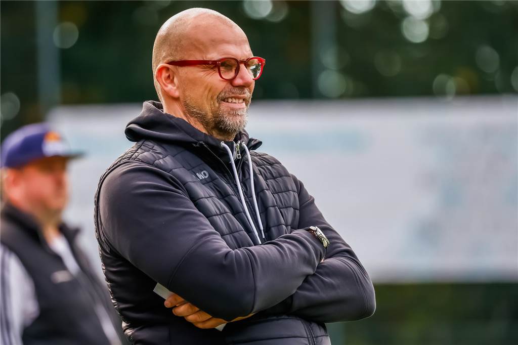 Heiko Hofmann, Trainer des Kirchhörder SC, sah einen lockeren Sieg seiner Mannschaft.