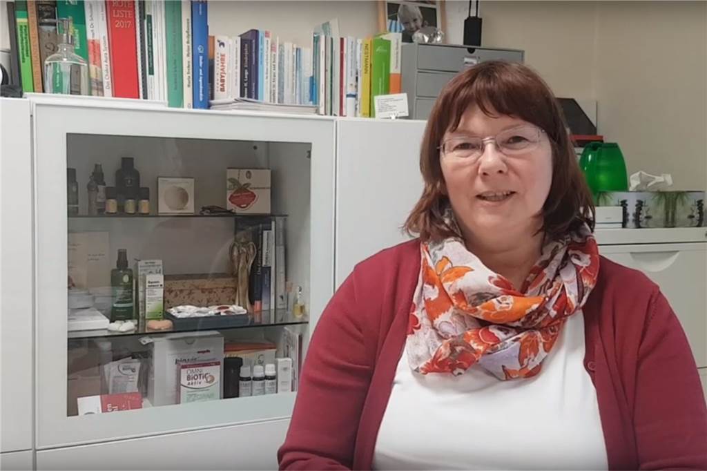 Netzwerk Ärzte für Aufklärung: Dubiose Liste mit Castrop-Rauxeler Namen Heilpraktikerin Rosalie Surmann aus Ickern ist eine absolute Fachfrau für Kräuter und Naturheil-Verfahren. Sie steht namentlich auf der Liste des Netzwerks und erklärt das damit, dass