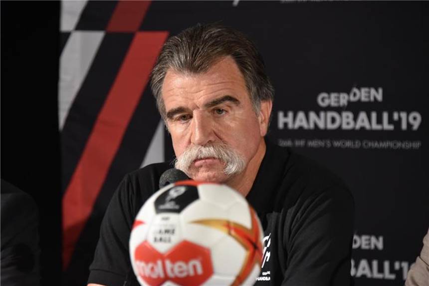 Brand kritisiert Verband für langfristigen Prokop-Vertrag Heiner Brand ist einer der Botschafter für die Handball-WM 2019. Foto: Horst Galuschka