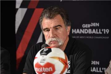 Heiner Brand ist einer der Botschafter für die Handball-WM 2019. Foto: Horst Galuschka