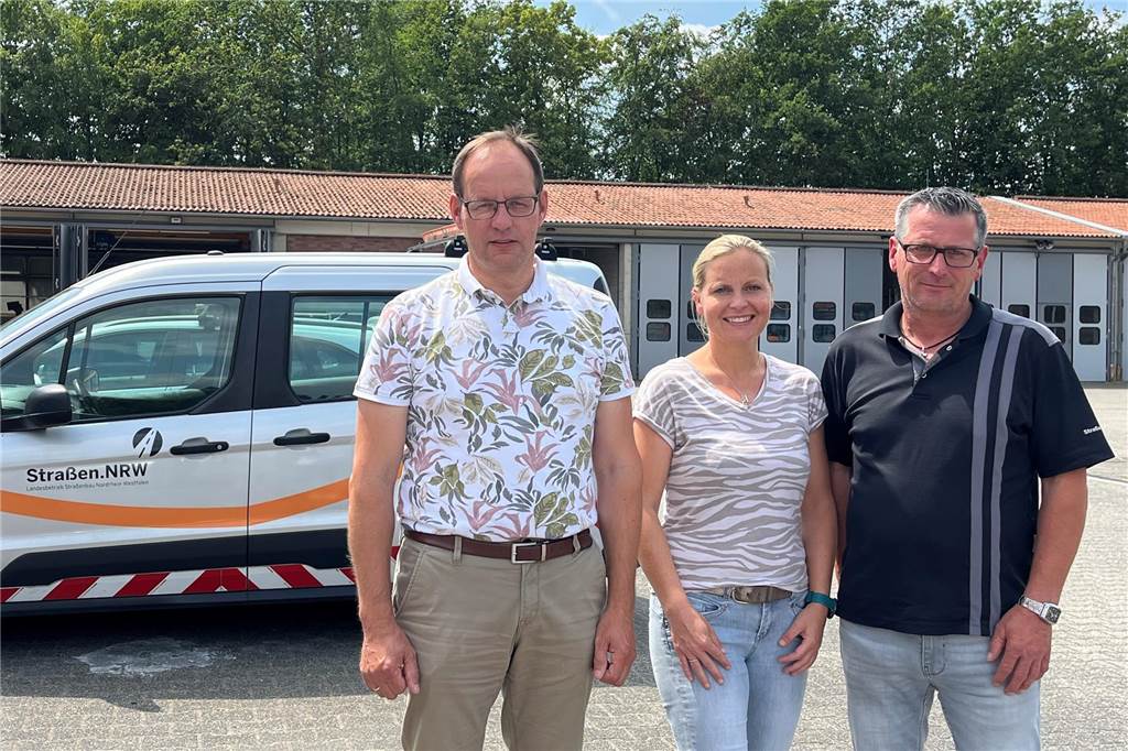 380 Kilometer Strecke: 30 Mitarbeiter kümmern sich um die Straßen der Region Heinrich Harpering, Nina Wischeloh und Stefan Olbering am Legdener Standort