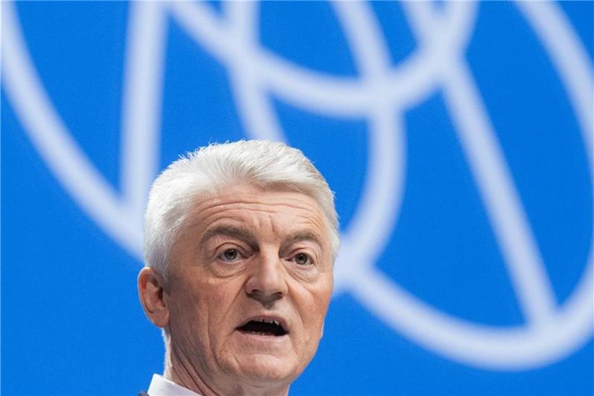 Farbattacke auf Thyssenkrupp-Chef: Noch keine Hinweise Heinrich Hiesinger. Foto: Bernd Thissen/Archiv