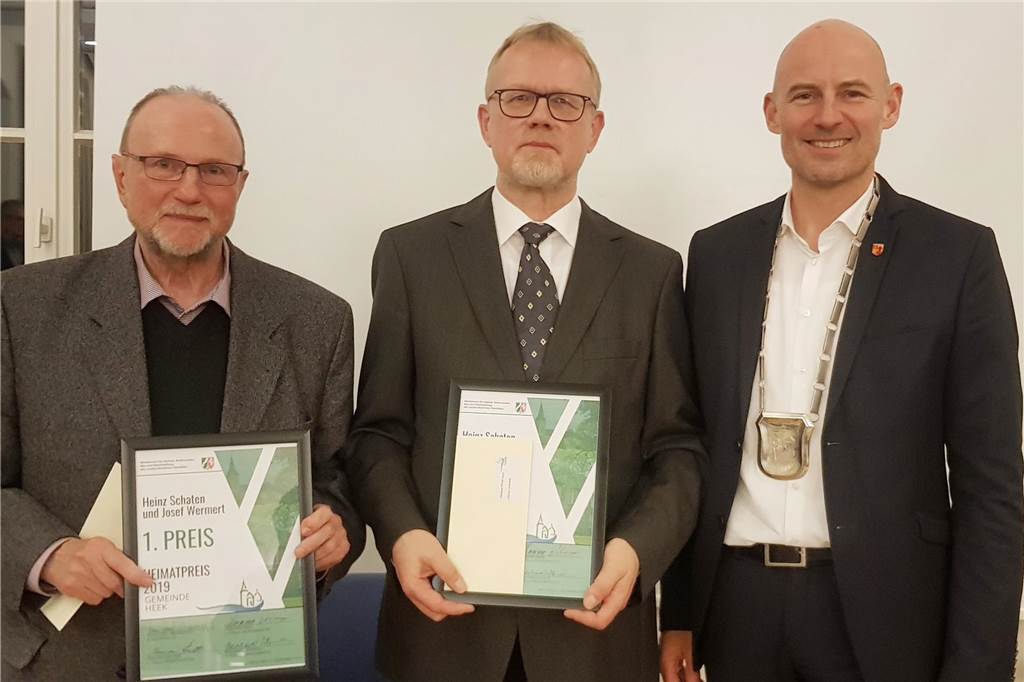 Heek sucht Lokalhelden: Jetzt bewerben für den Heimatpreis 2024 Heins Schaten (l.) und Josef Wermert (M.) und Bürgermeister Franz-Josef Weilinghoff