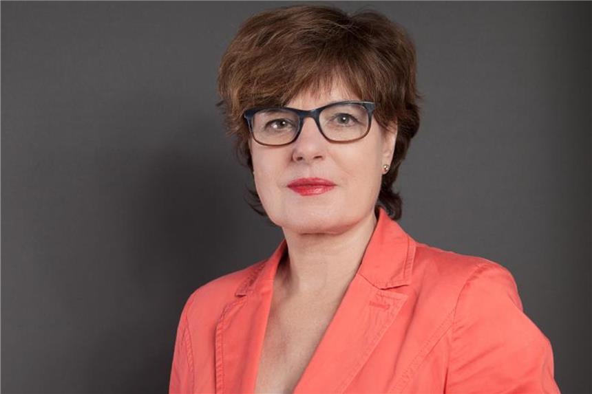 Mädchen für MINT-Fächer begeistern Helga Lukoschat ist Vorstandsvorsitzende der Europäischen Akademie für Frauen in Politik und Wirtschaft (EAF) in Berlin. Foto: Birte Zellentin/EAF Berlin