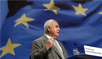 Helmut Kohl im Jahr 2004. 