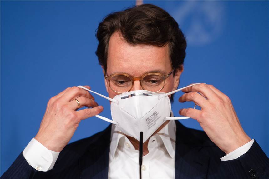 NRW-Ministerpräsident fordert 2G - Nicht alle Sportler dürfen dann mehr spielen Hendrik Wüst (CDU), Ministerpräsident von Nordrhein-Westfalen, fordert die 2G-Regel.