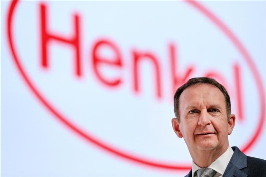 Waschmittel-Hersteller Henkel hat Lieferprobleme in USA Henkel-Chef Hans Van Bylen: An der Jahresprognose wird trotz der aktuellen Probleme in den Vereinigten Staaten nicht gerüttelt. Foto: Ina Fassbender