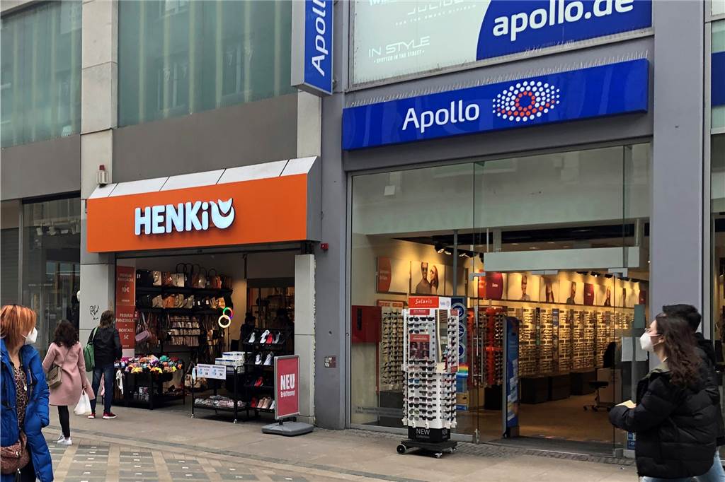 Neuer Mieter im ehemaligen Sex-Shop auf dem Westenhellweg "Henki" hat Anfang März am Westenhellweg in Dortmund eröffnet - trotz Corona-Lockdown und Shopping-Einschränkungen.
