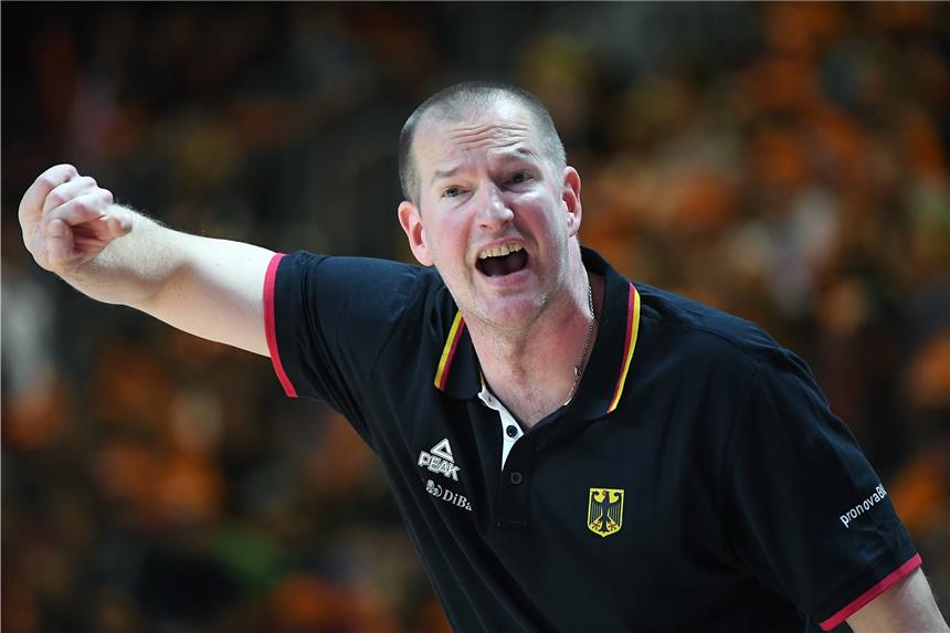 Basketball-Bundestrainer: Müssen uns nicht verstecken Henrik Rödl startete mit vier Siegen in den Job als Basketball-Bundestrainer.