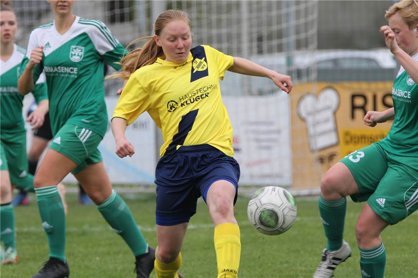 5:0 zwischen Herberns und Borks Damen - und alle sind glücklich Herberns Julia Therese Rummler traf im Spiel gegen den PSV Bork dreimal.