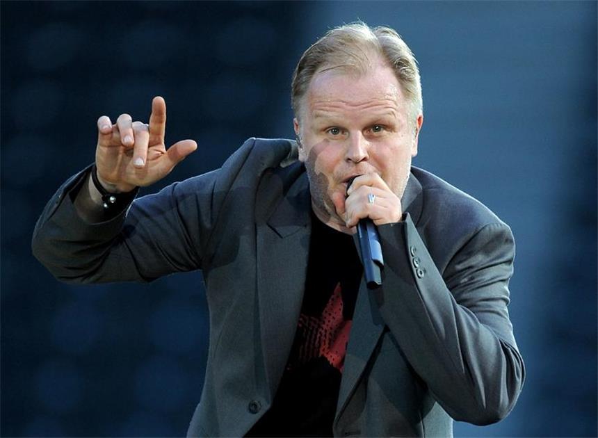 Musikforum Bochum öffnet mit einem viertägigem Fest Herbert Grönemeyer dirigiert im Musikforum Ruhr die Bochumer Symphoniker und ist Sprecher in "Peter und der Wolf".