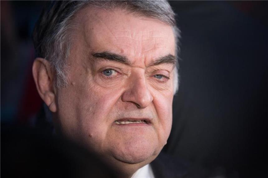 Herbert Reul (CDU) gibt Zwischenbilanz zu Vorfall in Münster. Foto: Friso Gentsch/Archiv