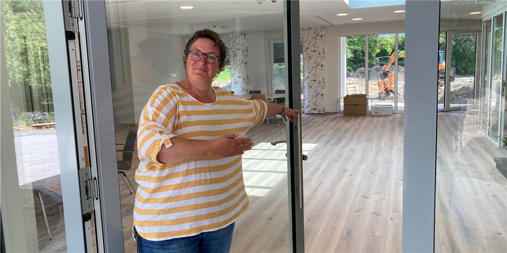Tag der offenen Tür im Marler Klara Hospiz – das erwartet die Besucher Hereinspaziert: Auch im Namen des Fördervereins Klara Hospiz e. V. lädt Hospiz- und Pflegedienstleiterin Michaela Sommer alle interessierten Bürgerinnen und Bürger zum Tag der offenen Tür am Samstag, den 28. Mai.