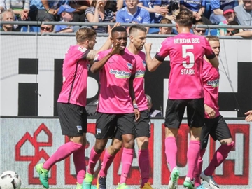 Hertha BSC feiert beim SV Darmstadt 98 einen ungefährdeten 2:0-Erfolg. Foto: Frank Rumpenhorst