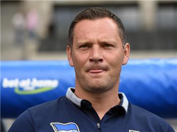 Hertha-Coach Pal Dardai hofft auf drei Punkte gegen Werder Bremen. Foto: Maurizio Gambarini