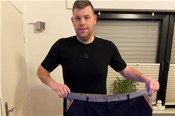 Heute würde Sebastian Micheel zwei Mal in seine alte Hose hineinpassen. Statt 205 Kilogramm  wiegt er bei einer Größe von 1,97 Metern heute noch 102 Kilogramm.