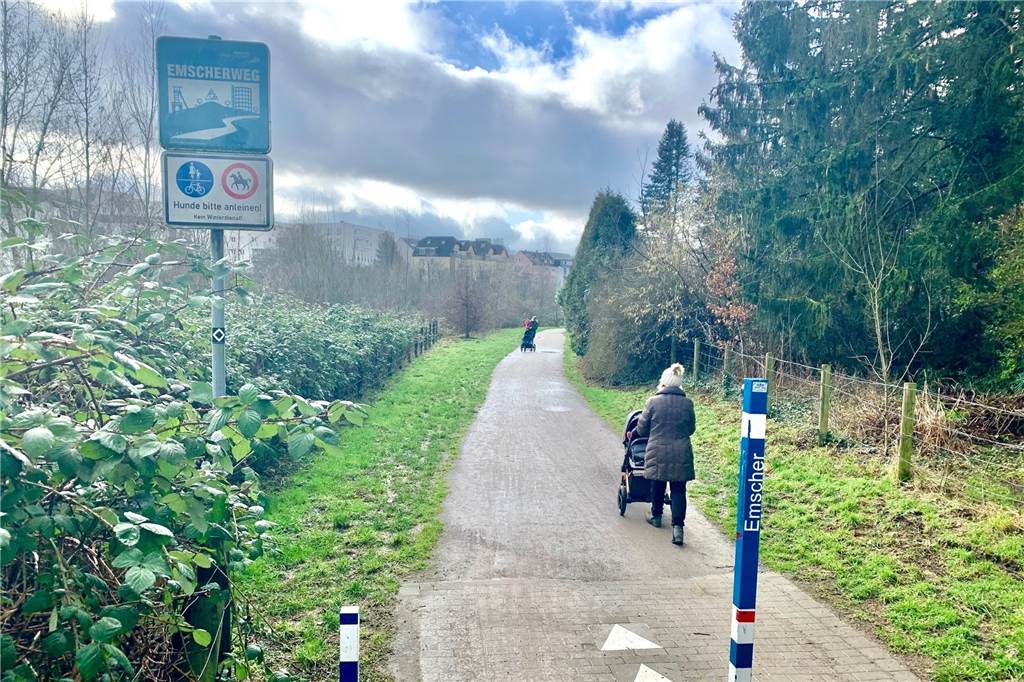 Verwirrung auf dem Emscherweg: 100 Kilometer Radweg mit heftigen Tücken Hier findet sich der Radfahrer zurecht. Das ist aber nicht überall so.