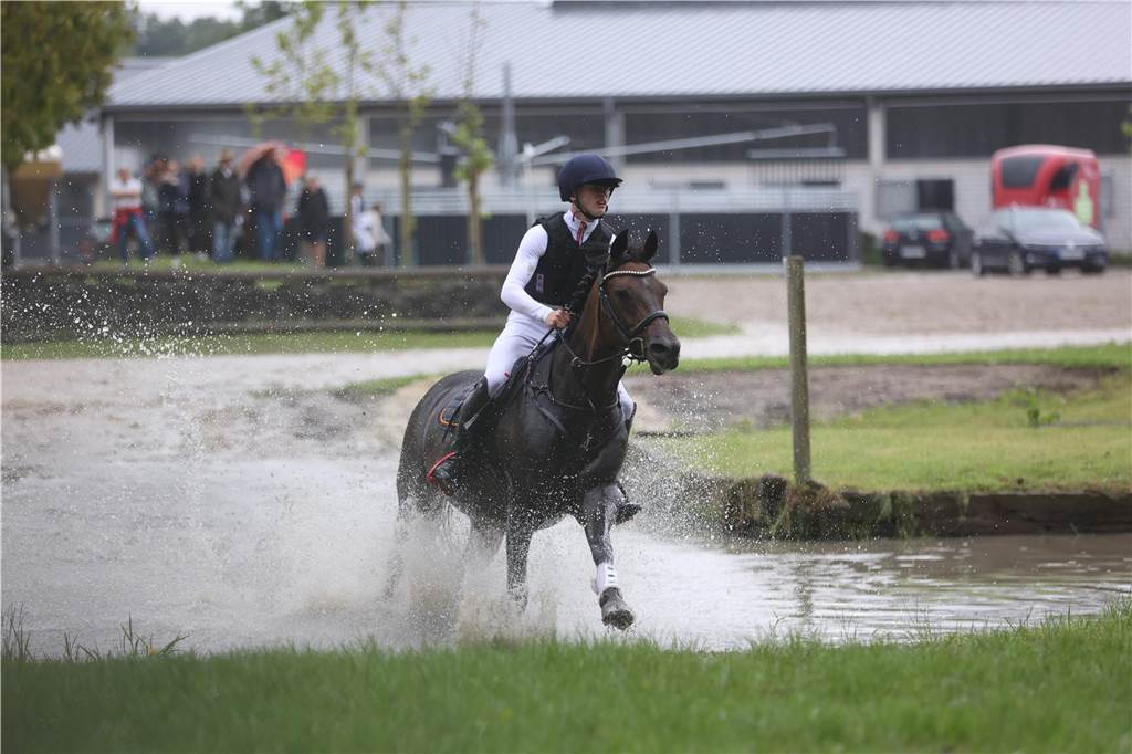 Hier gibt es die besten Sportfotos der zweiten Jahreshälfte aus Selm, Olfen und Nordkirchen.