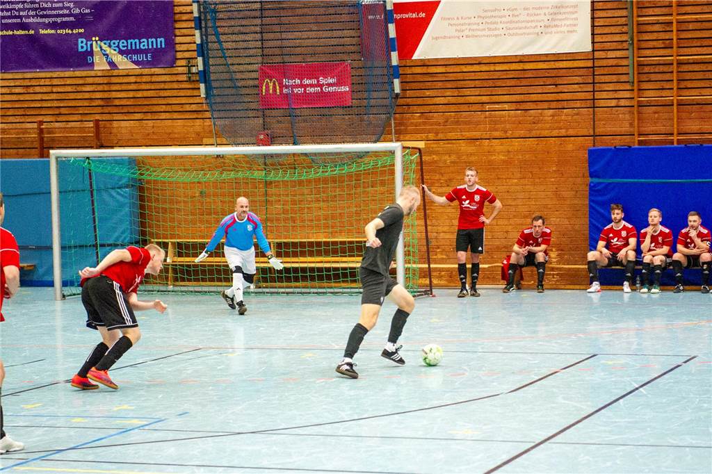 Hier gibt's die ersten Bilder von der Hallenfußball-Stadtmeisterschaft 2023 in Haltern.