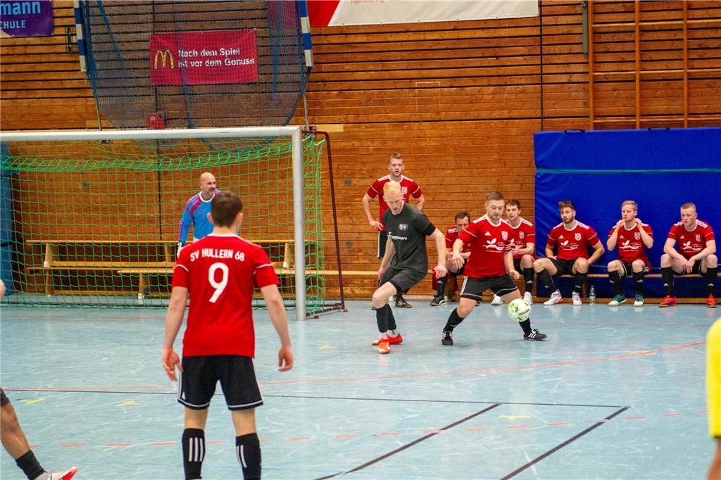 Hier gibt's die ersten Bilder von der Hallenfußball-Stadtmeisterschaft 2023 in Haltern.