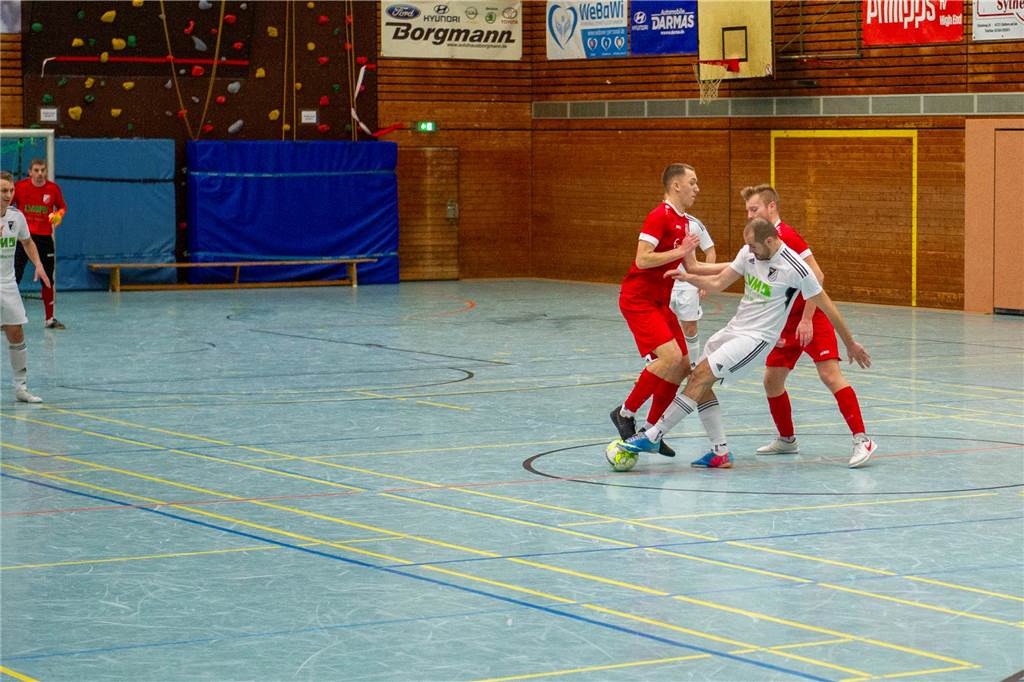Hier gibt's die ersten Bilder von der Hallenfußball-Stadtmeisterschaft 2023 in Haltern.