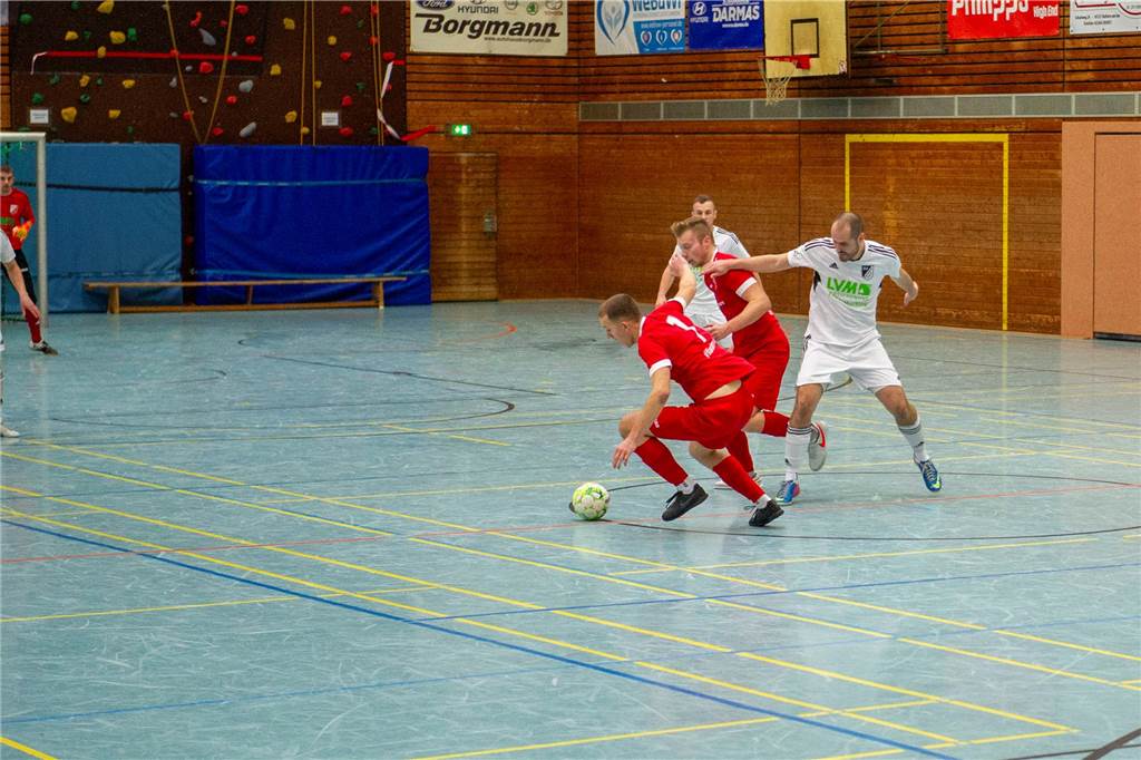 Hier gibt's die ersten Bilder von der Hallenfußball-Stadtmeisterschaft 2023 in Haltern.