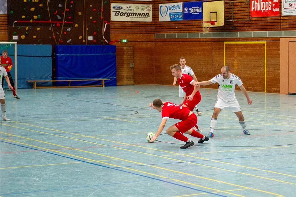 Hier gibt's die ersten Bilder von der Hallenfußball-Stadtmeisterschaft 2023 in Haltern.