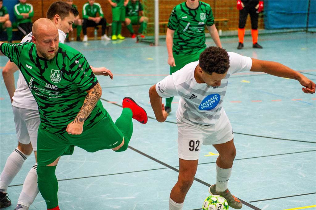 Hier gibt's die ersten Bilder von der Hallenfußball-Stadtmeisterschaft 2023 in Haltern.