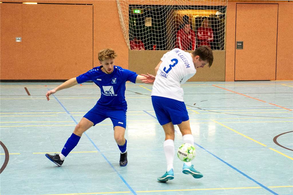 Hier gibt's die ersten Bilder von der Hallenfußball-Stadtmeisterschaft 2023 in Haltern.