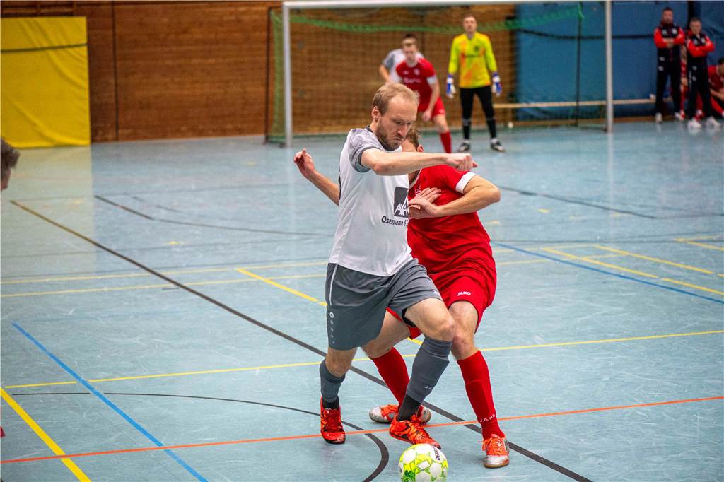 Hier gibt's die ersten Bilder von der Halterner Hallenfußball-Stadtmeisterschaft 2024.